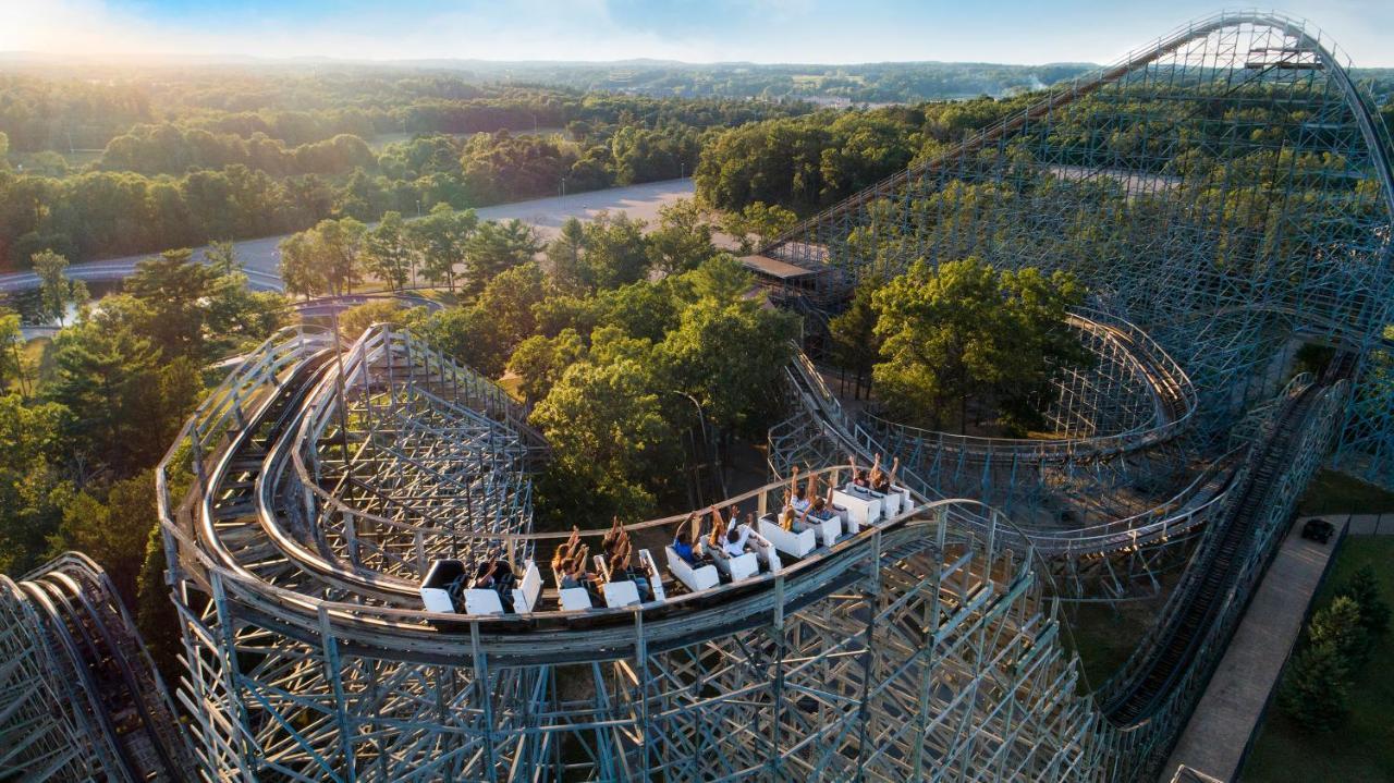 Hotel Mt. Olympus Water Park And Theme Park Lake Delton