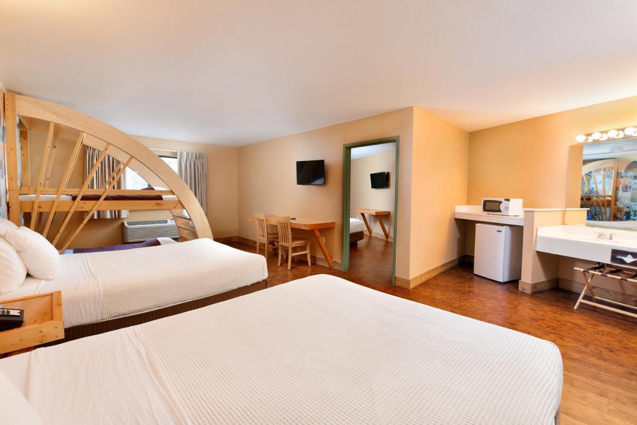 Mt. Olympus Water Park And Theme Park Hotel 3*