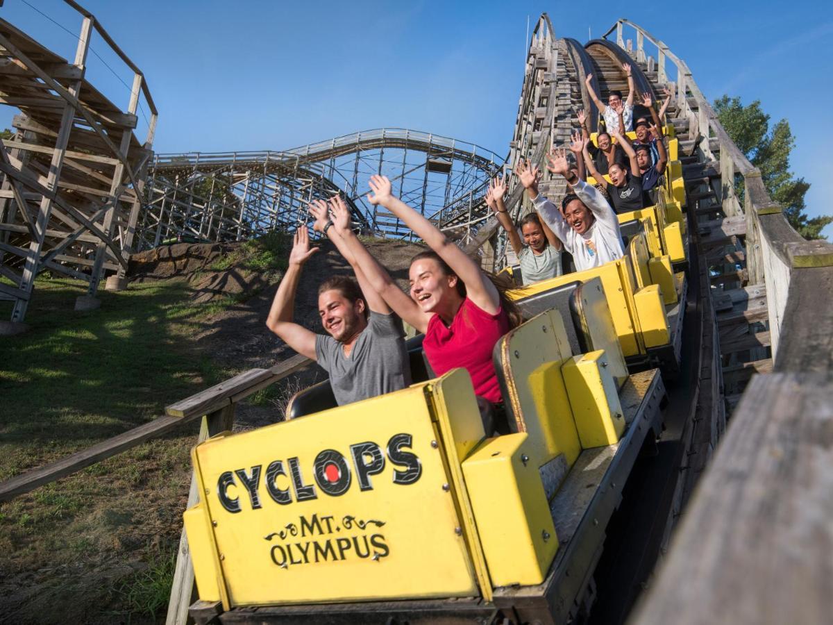 Hotel Mt. Olympus Water Park And Theme Park